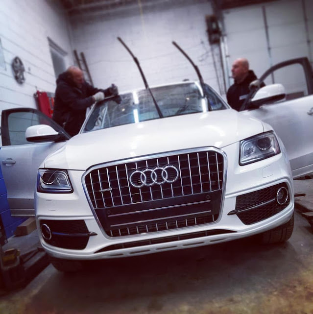 Windshield Replacement in York, Toronto & the GTA